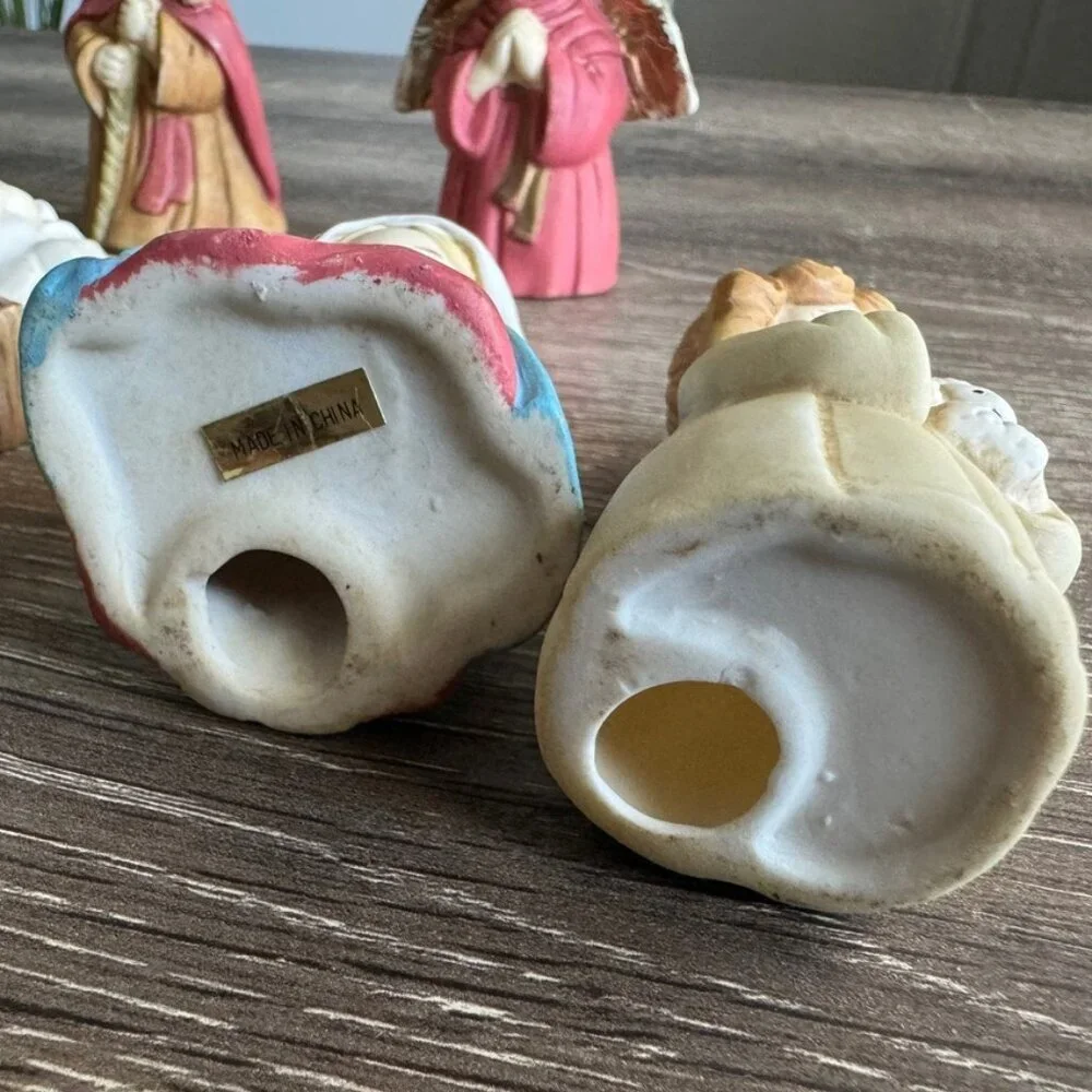 Set of 10, Vintage Christmas Nativity Porcelain Figures.